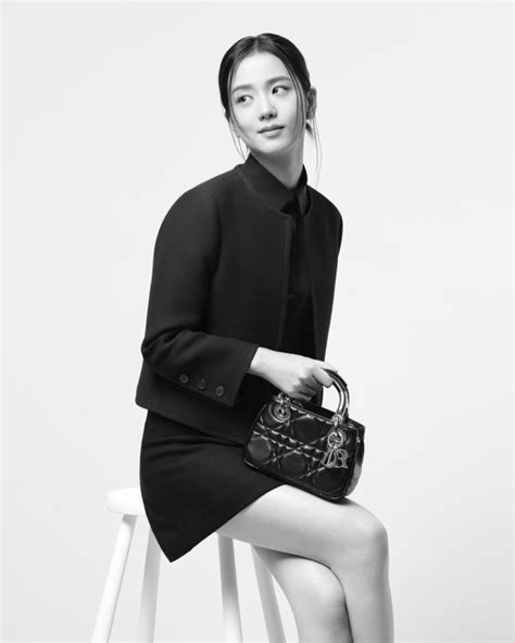 lady jisoo with dior|Blackpink’s Jisoo Fronts Dior Lady 95.22 Campaign.